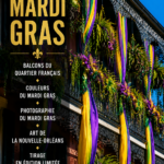 Balcon coloré décoré pour Mardi Gras à La Nouvelle-Orléans