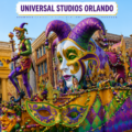Foule festive à Universal Studios durant le Mardi Gras, avec des couleurs éclatantes et des artistes